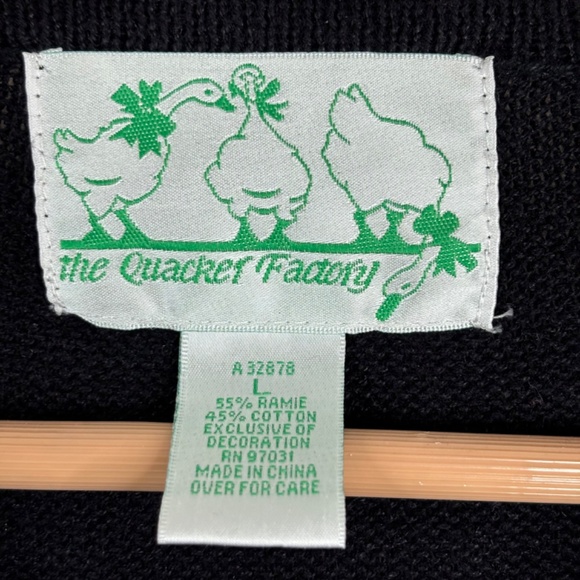 Quacker Factory Giraffe Embroidered Cardigan L Black Whimsigoth Art Boho Safari - Picture 6 of 10